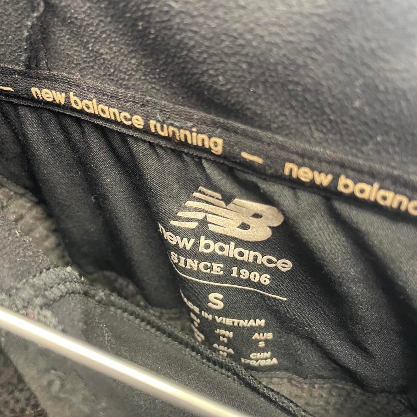 New balance black long sleeve