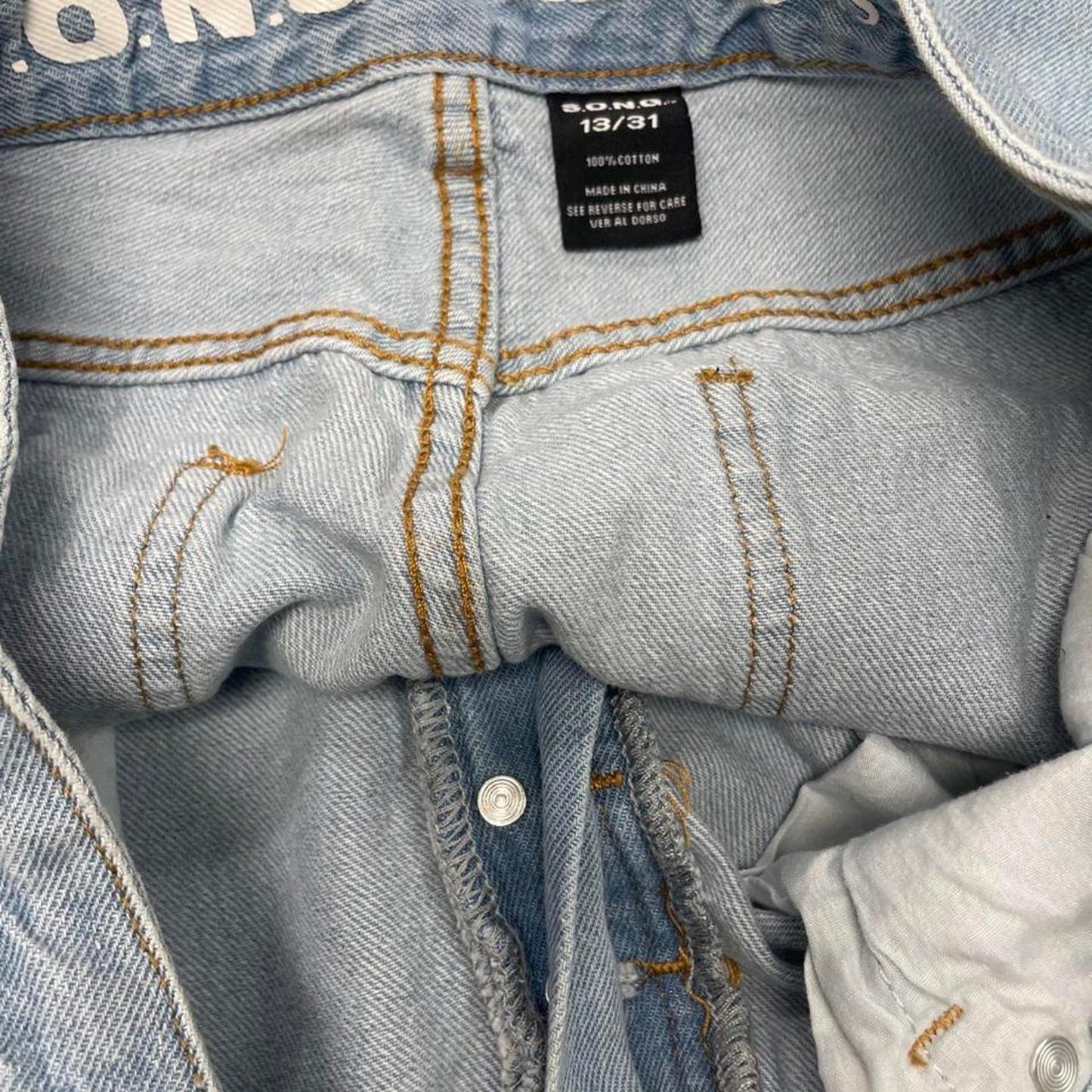Ong timeless shorts size 1331