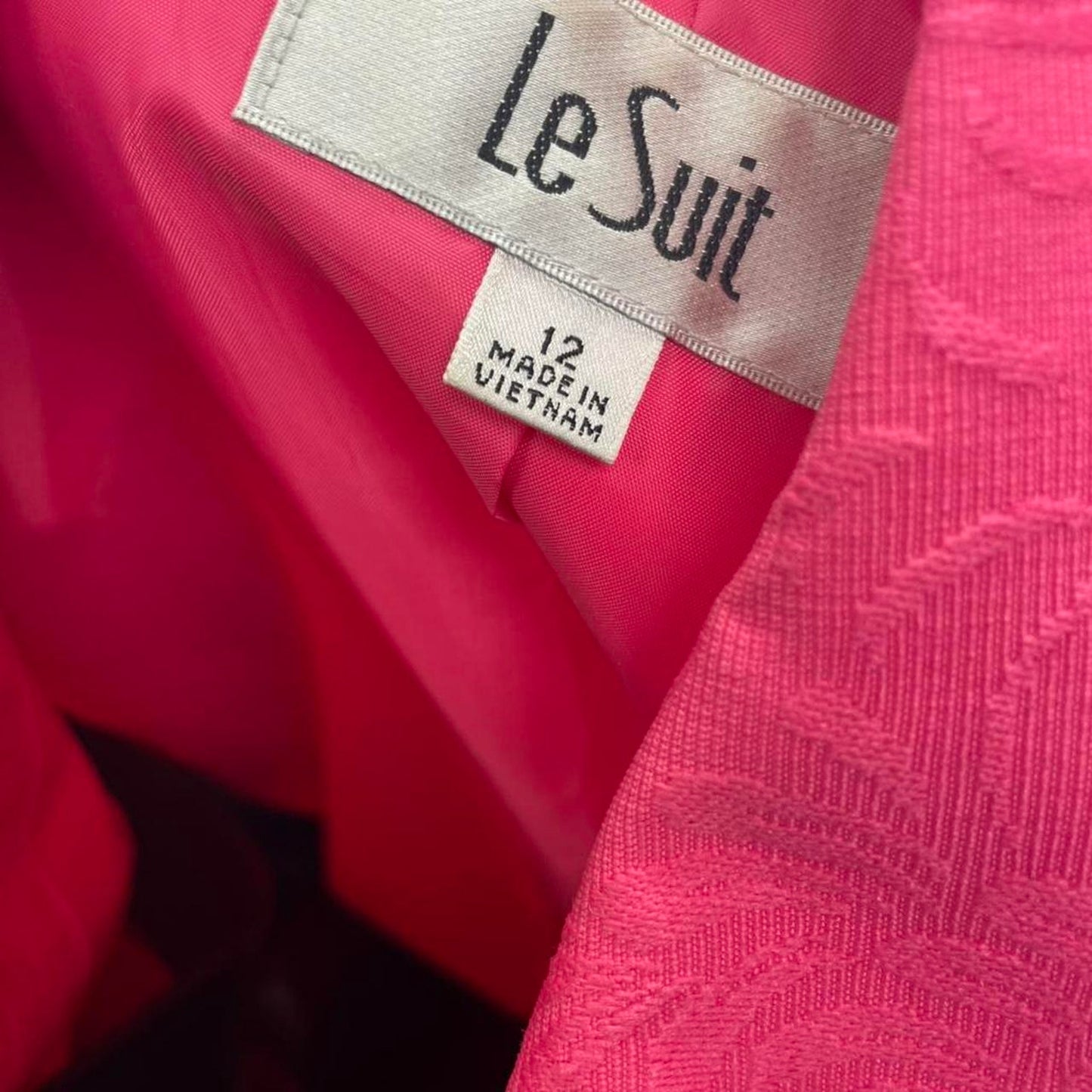 Le suit pink floral blazer