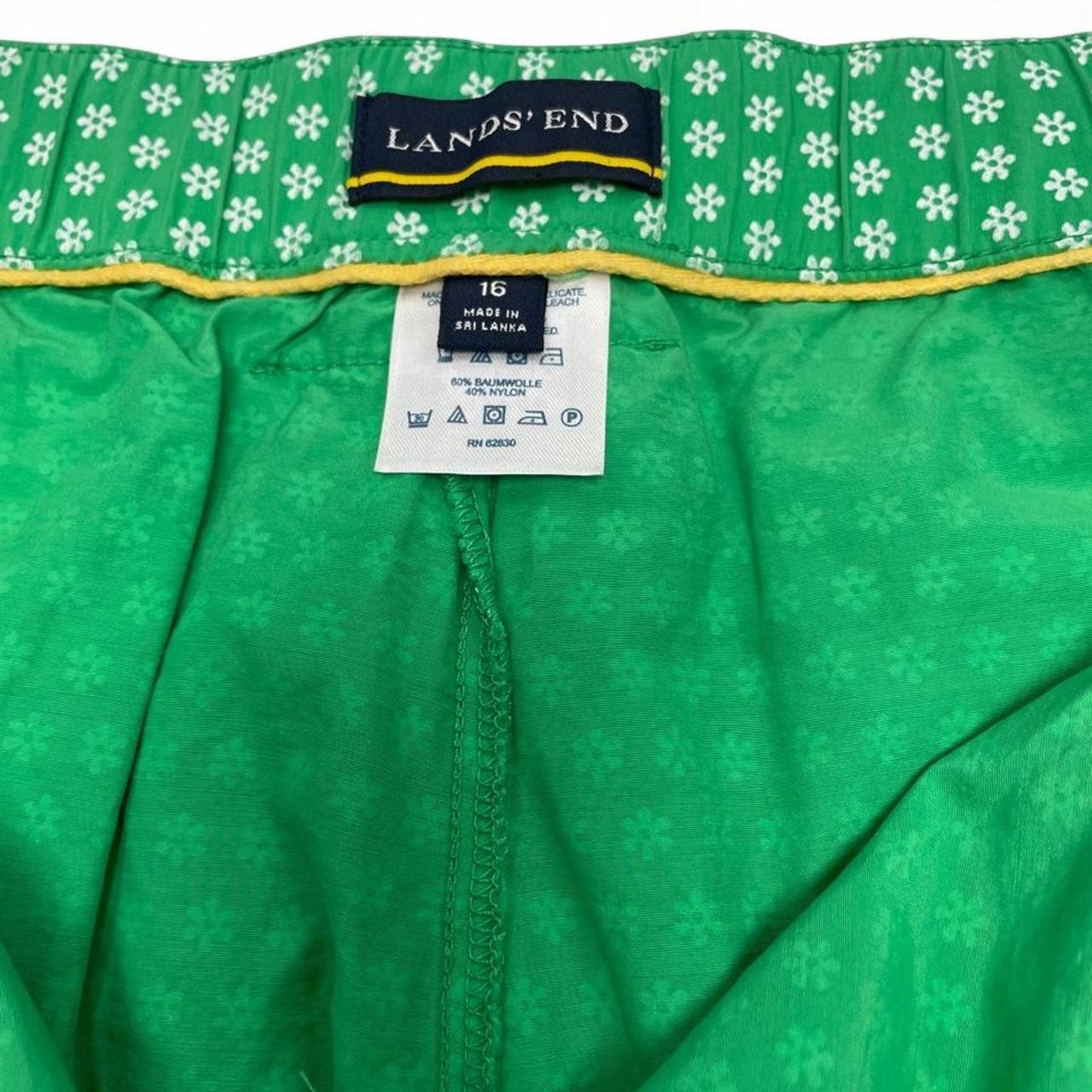 Lands end green