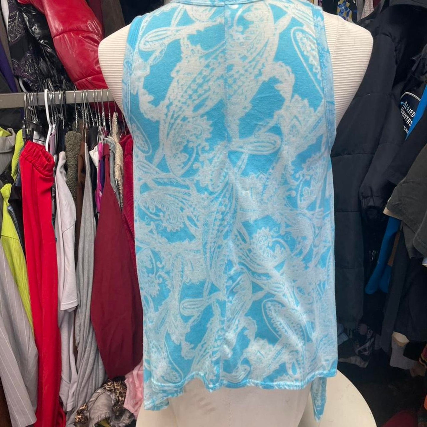 Blue white paisley print