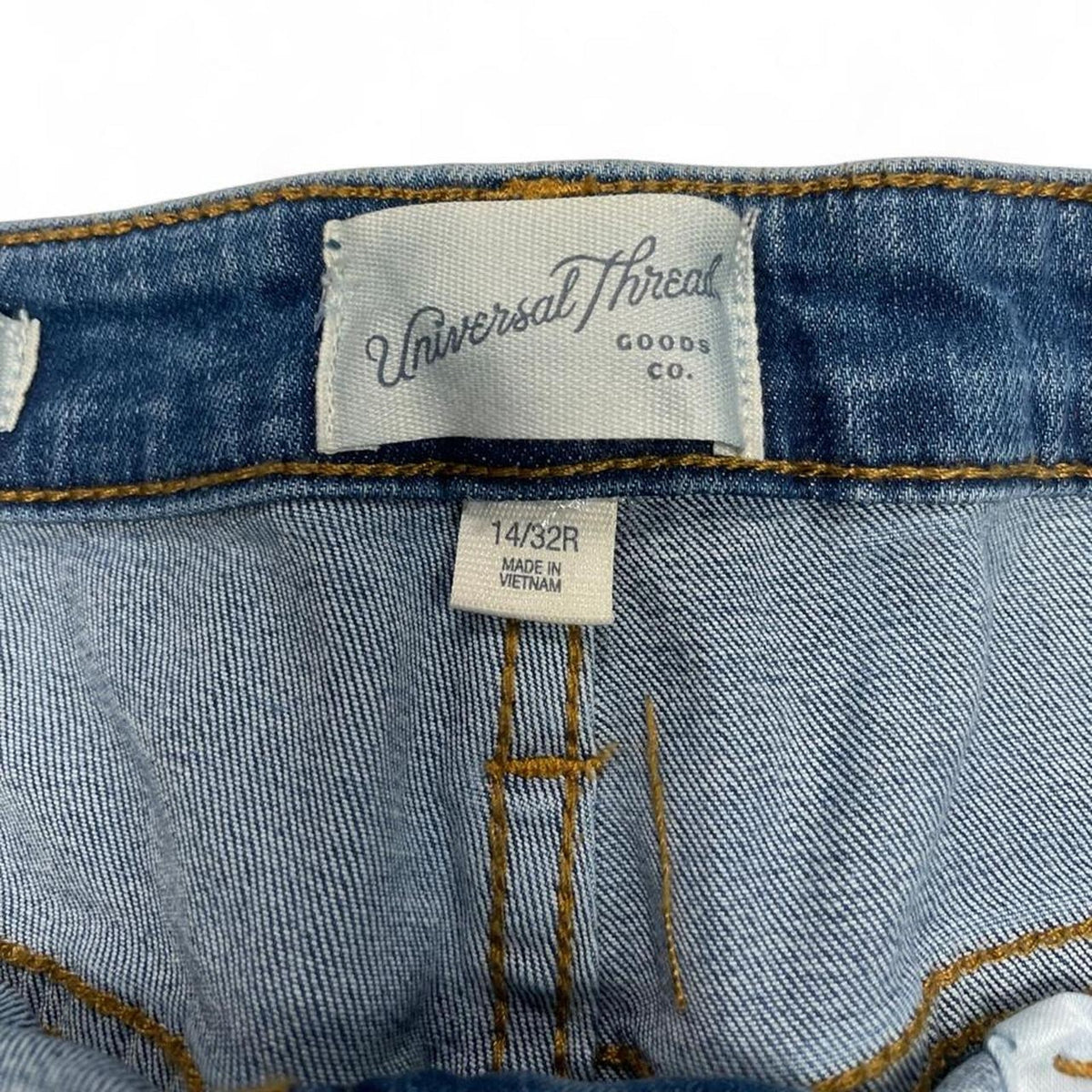 Universal thread blue jeans size