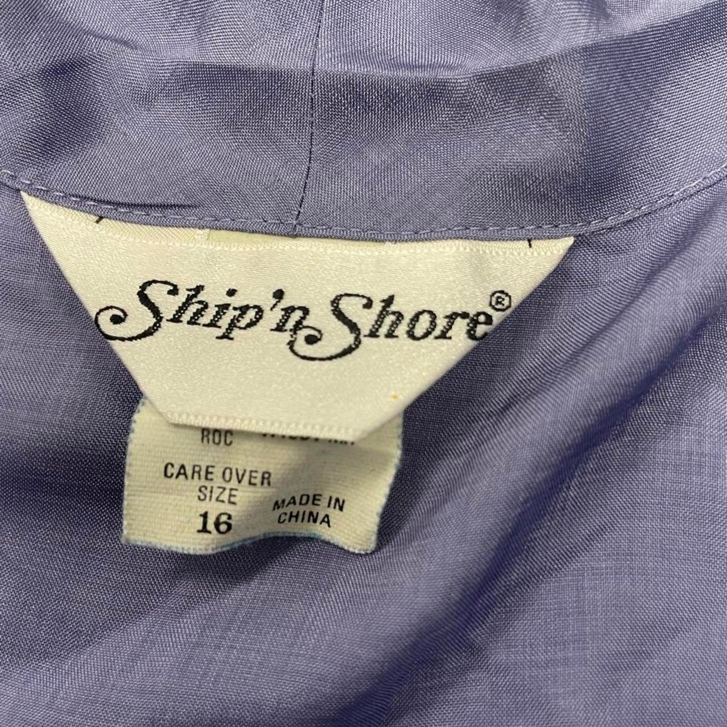 Purple vintage 70s polyester button