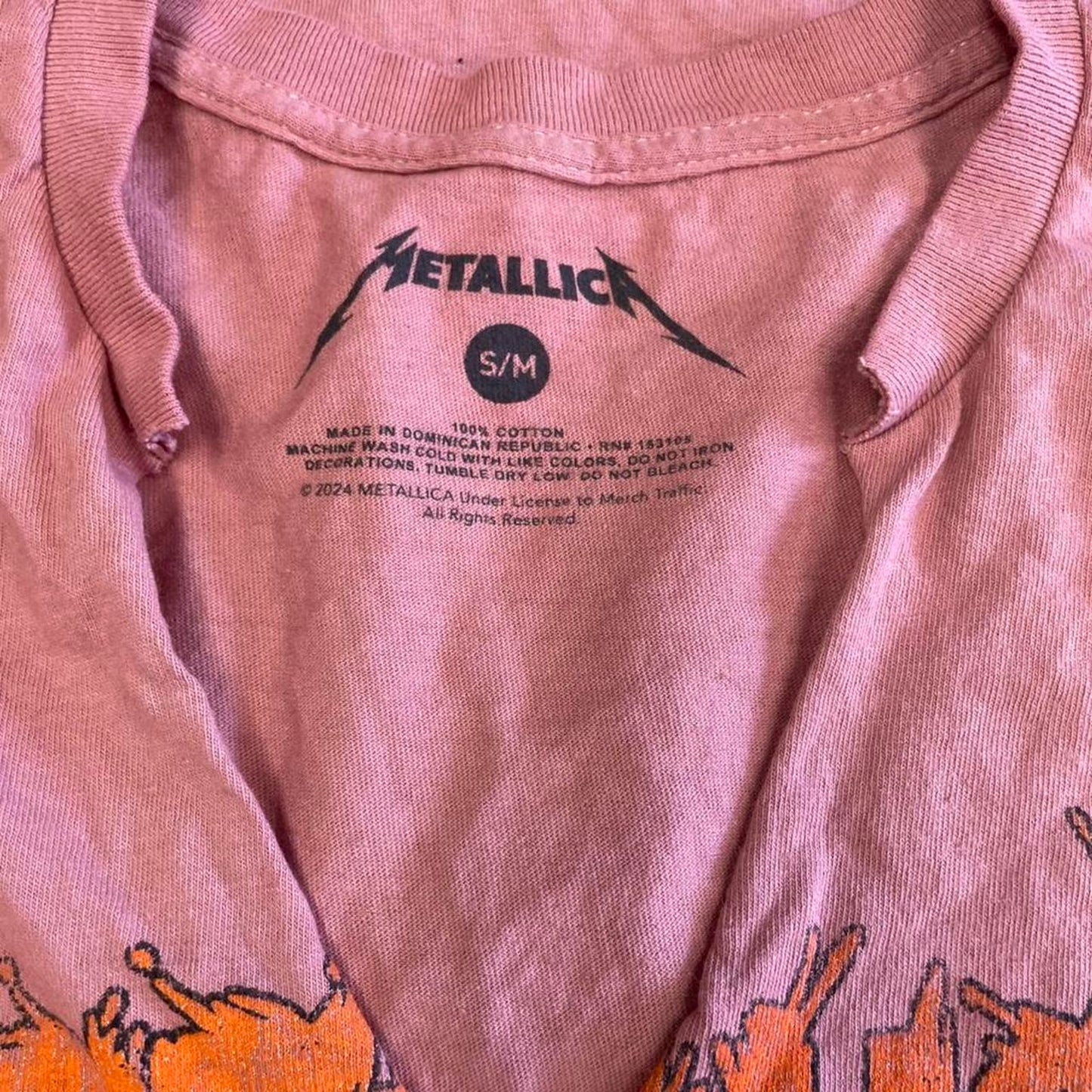Metallica pink skull tee size