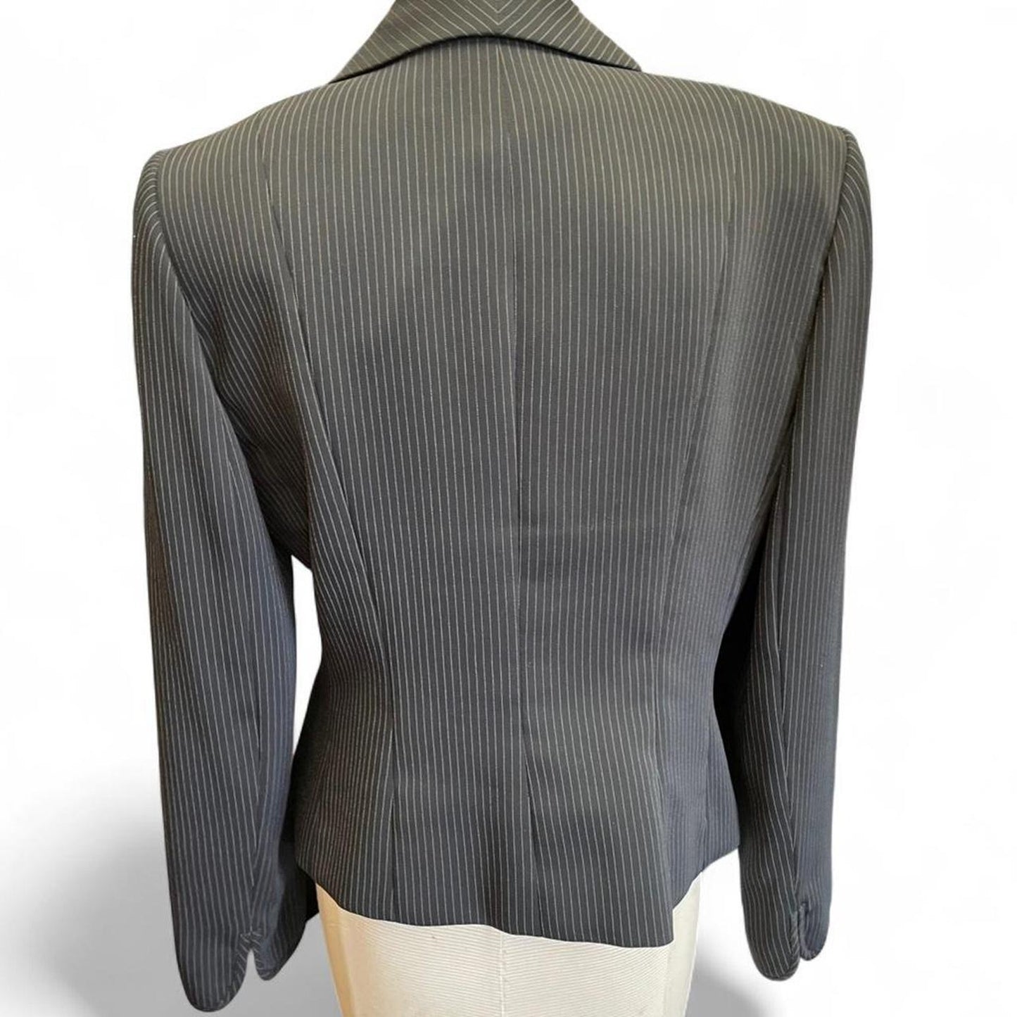 Tahari arthur s levine black