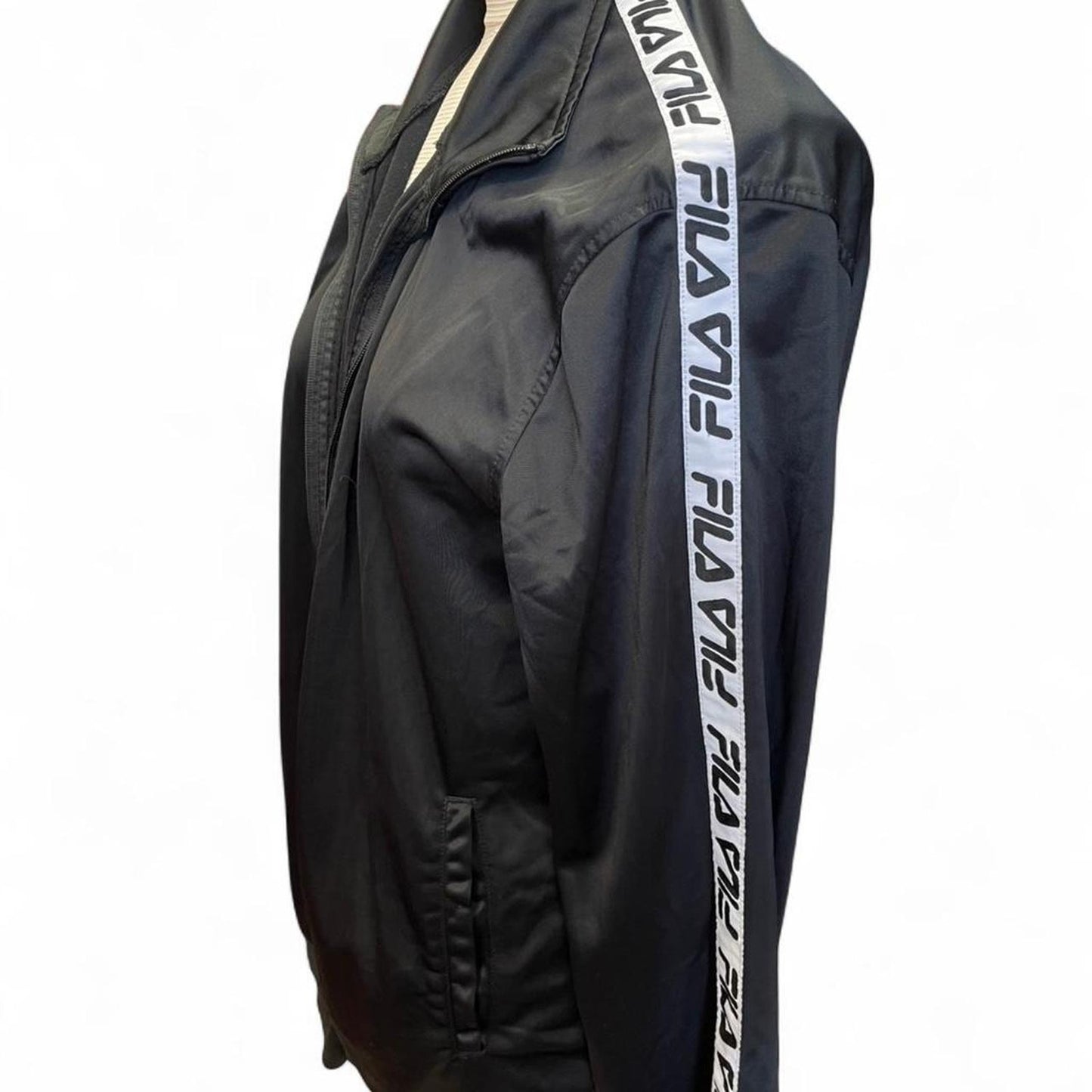 Fila black windbreaker jacket with