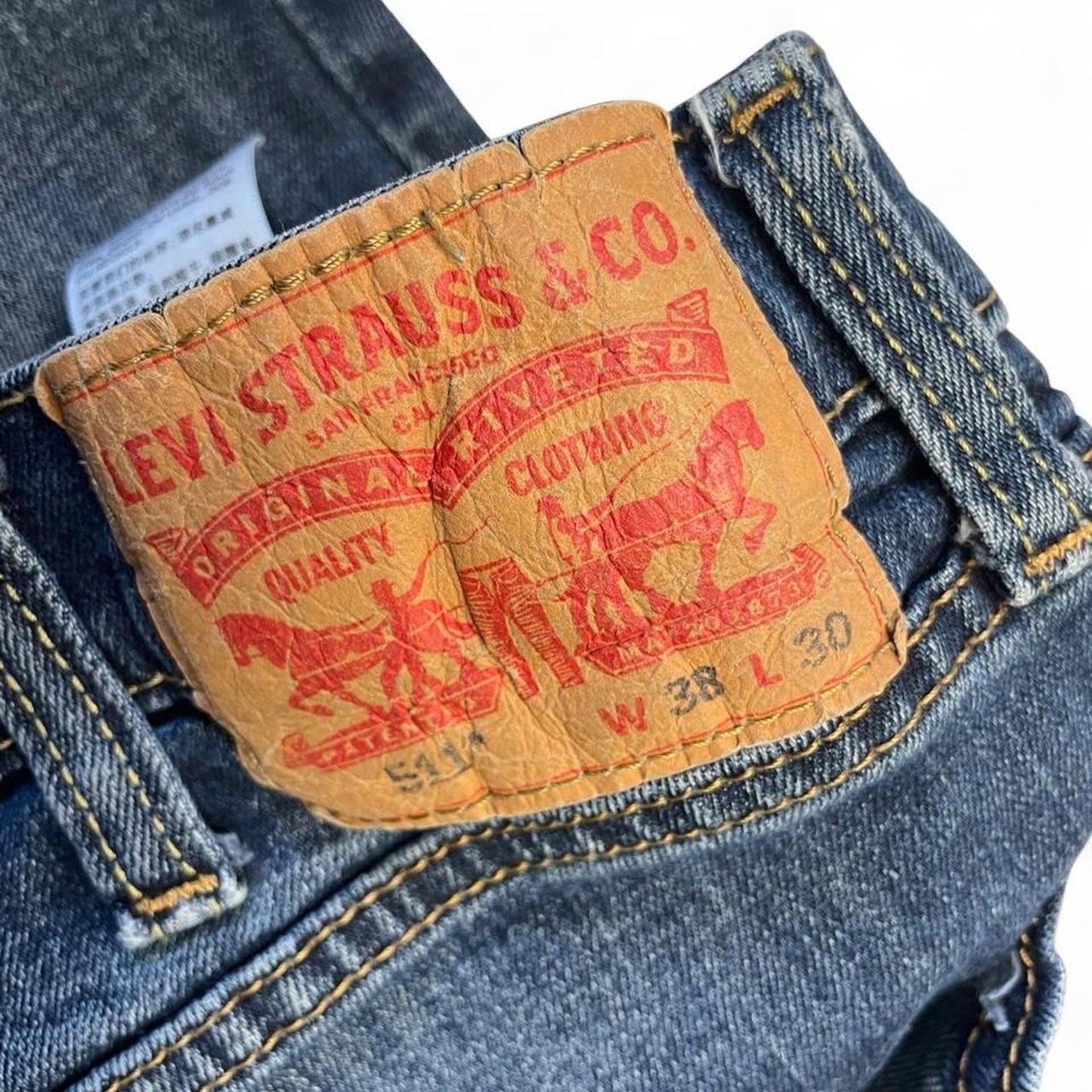 Levis 514 blue jeans