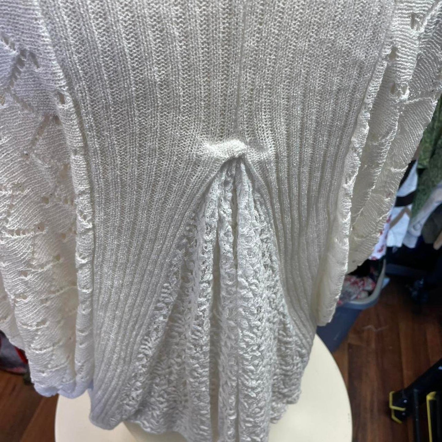 Cream knit cardigan with open