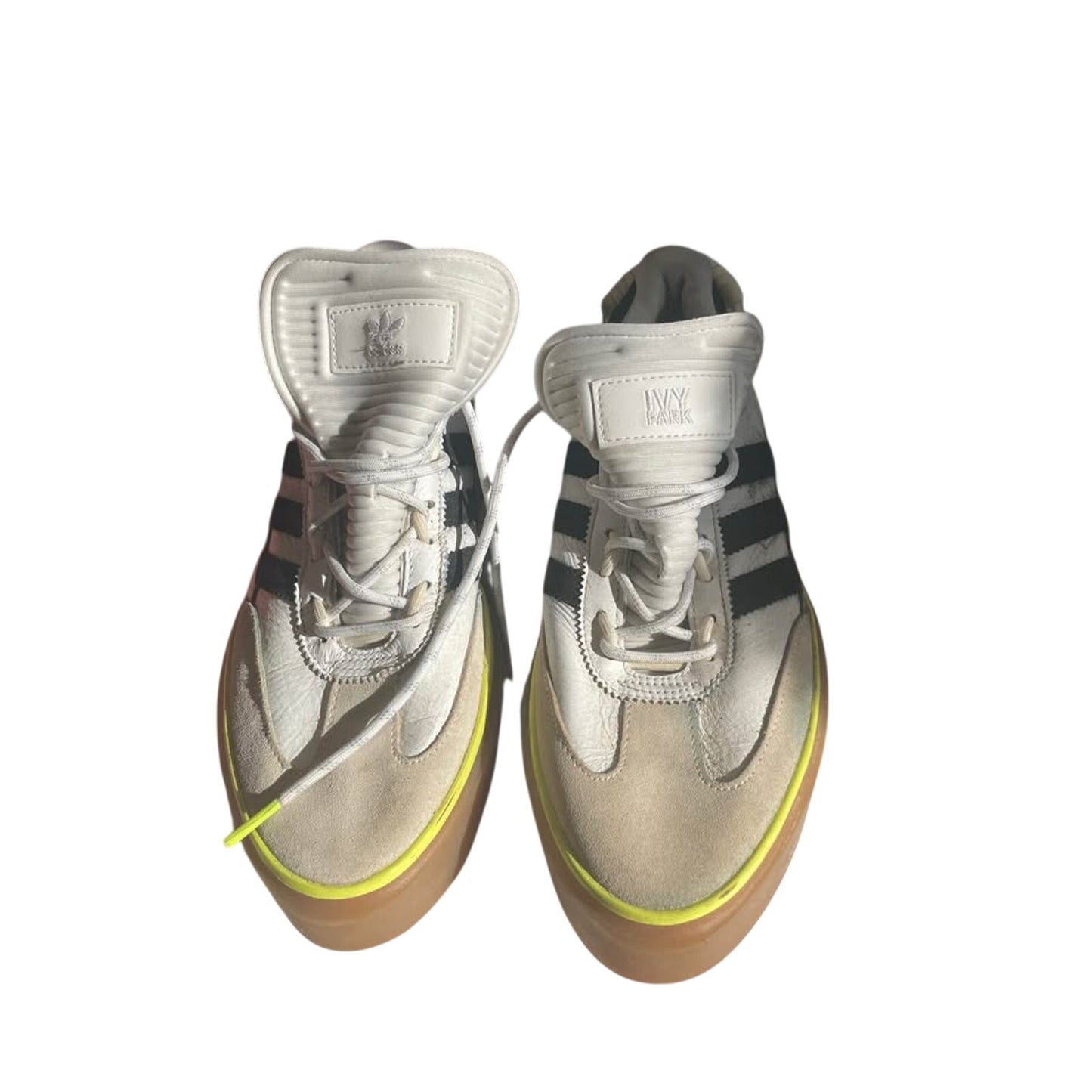 Women’s sneakers