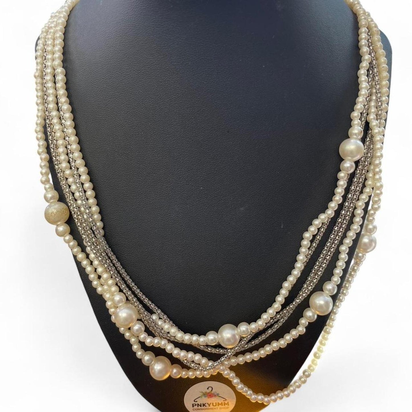Pearl beaded necklace