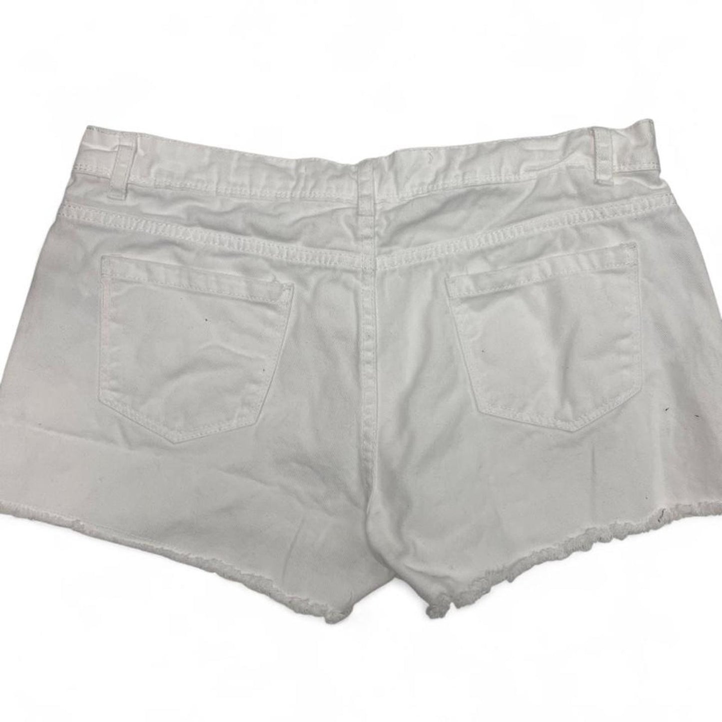 White denim shorts with frayed