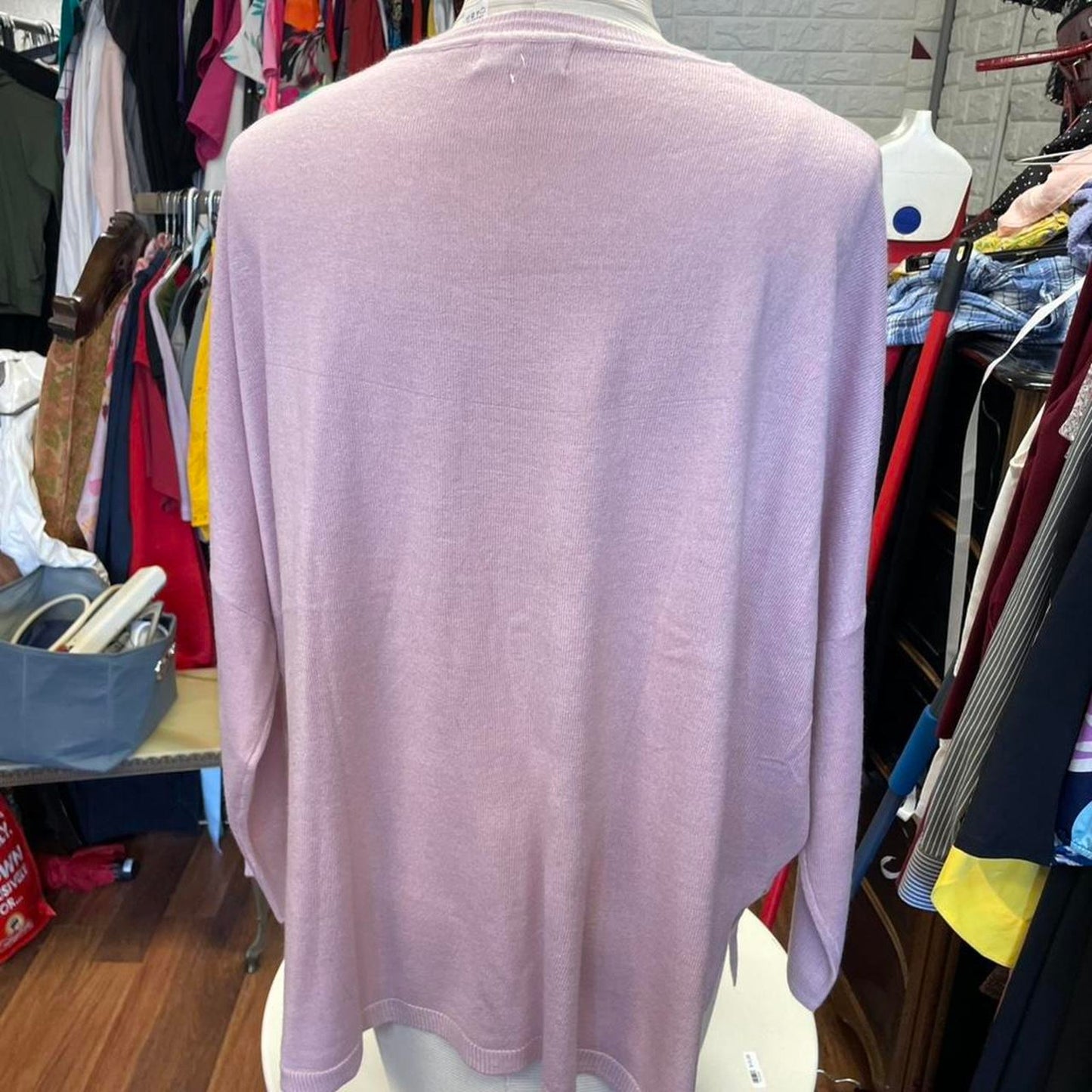 Kujten pink ombre sweater size m