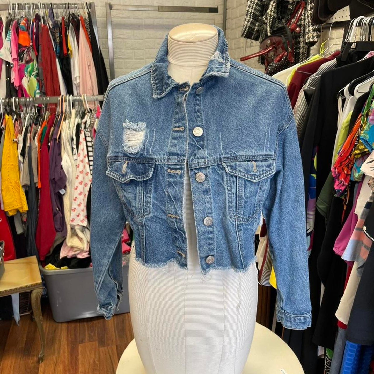 Cropped denim jacket with distressed