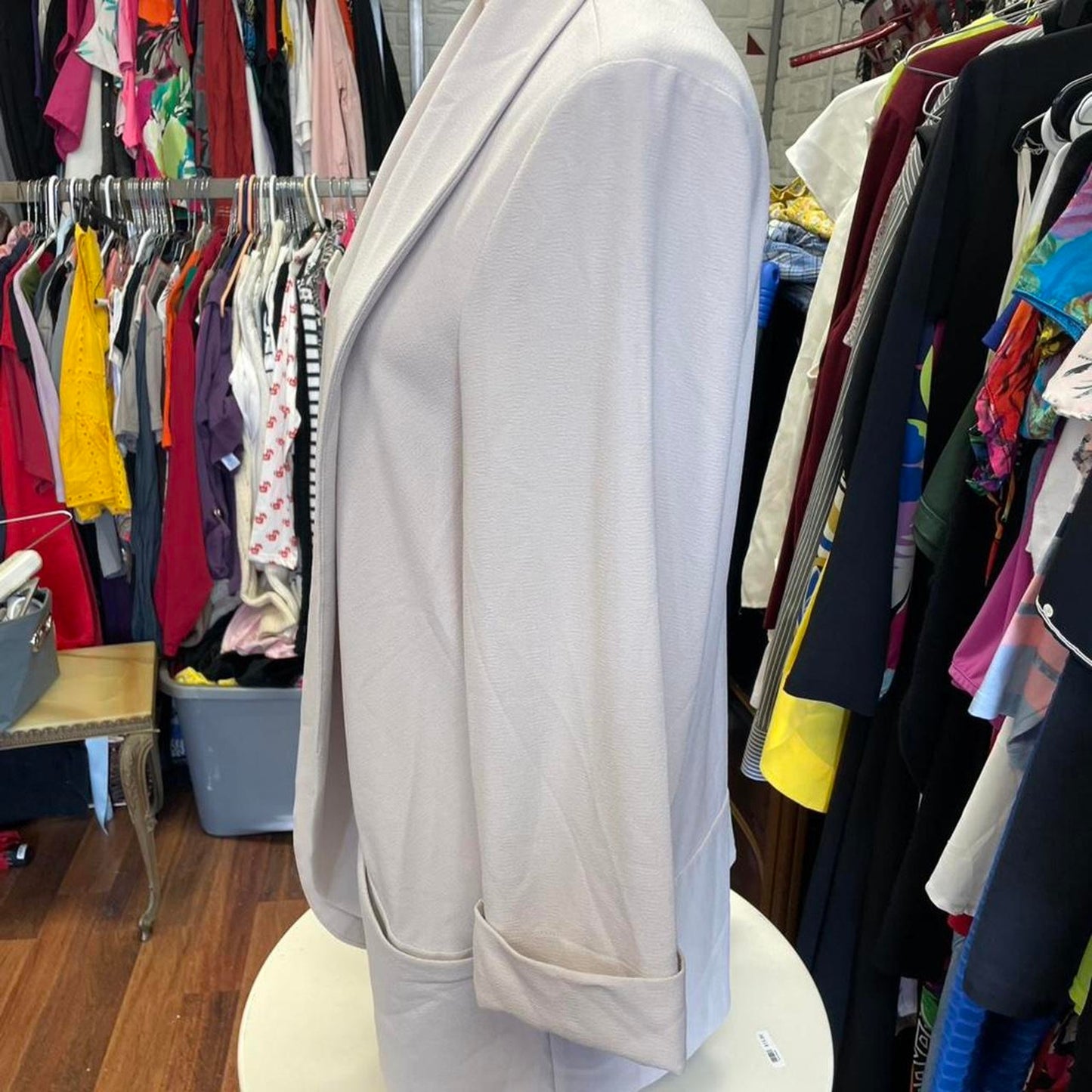 Dr2 white blazer with pockets