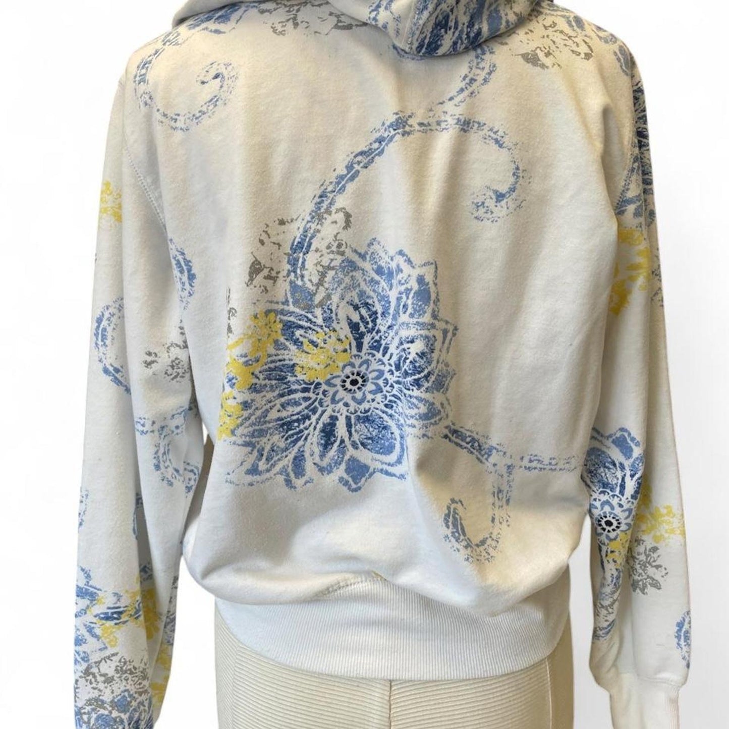 White blue floral zip
