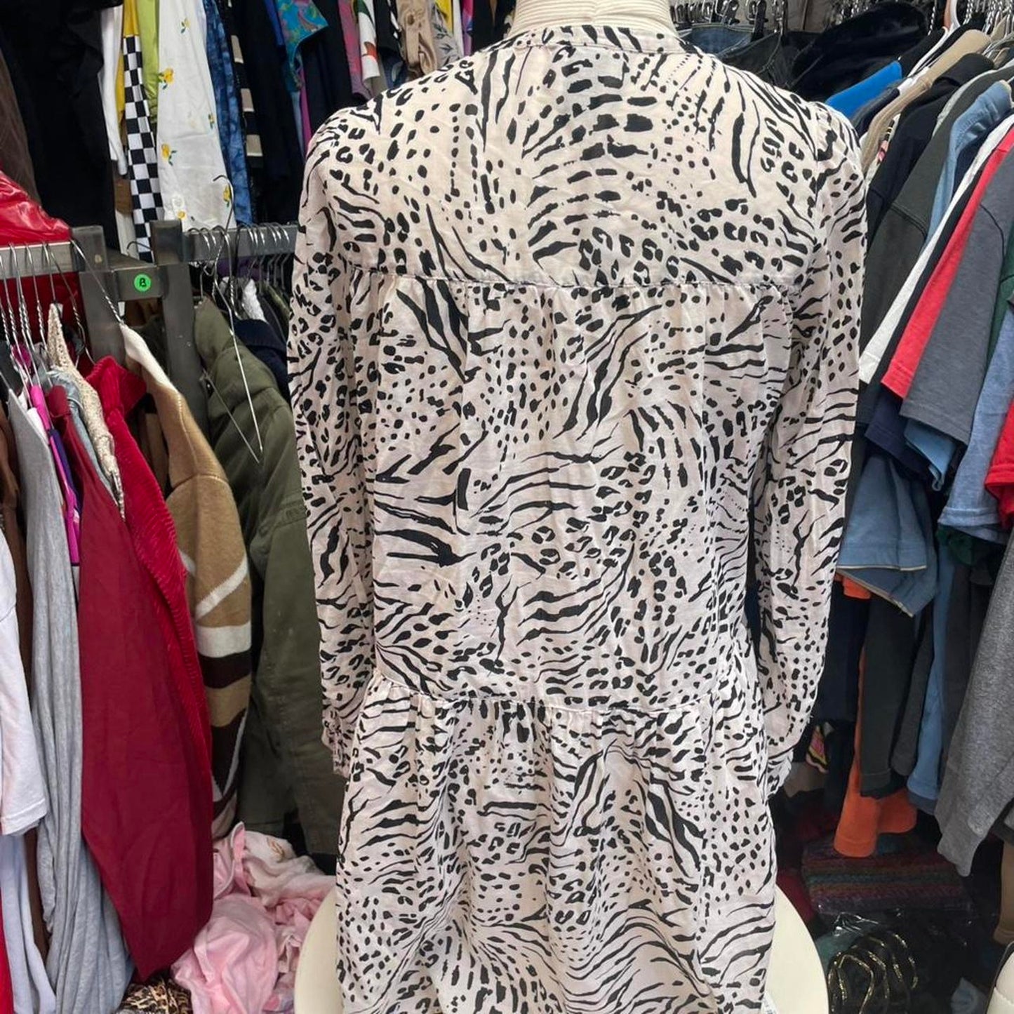 Hm animal print button up