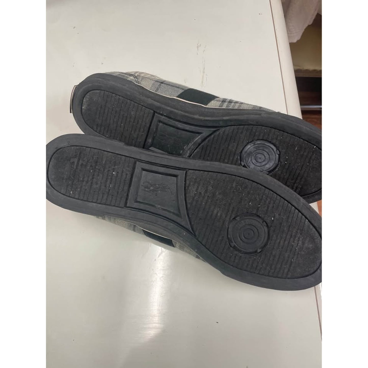 Dress shoe
