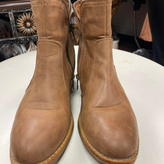Tan leather ankle boots with