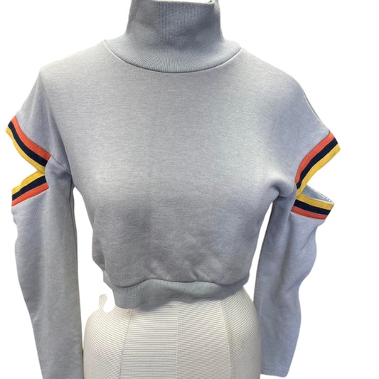 Grey cropped sweater with colorful