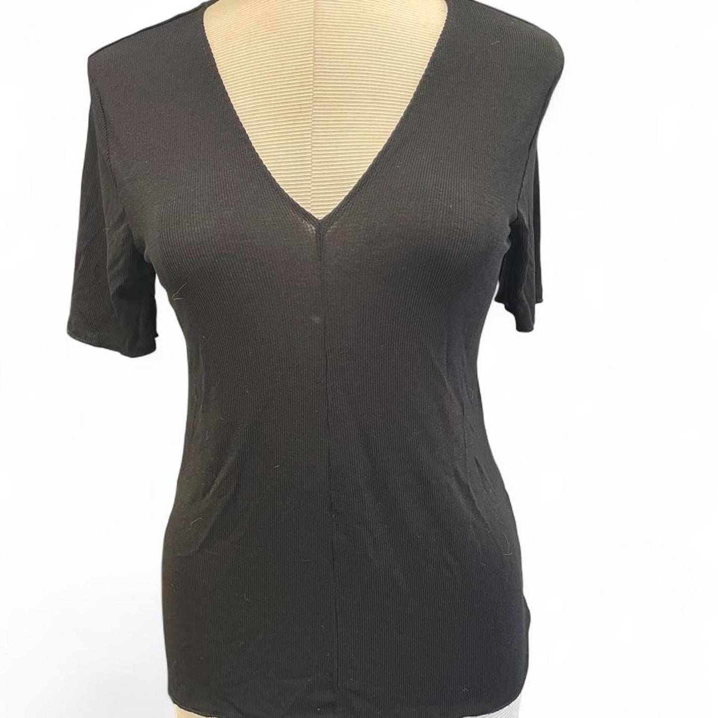 Zara black ribbed knit v neck