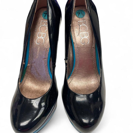 Black purple patent leather pump