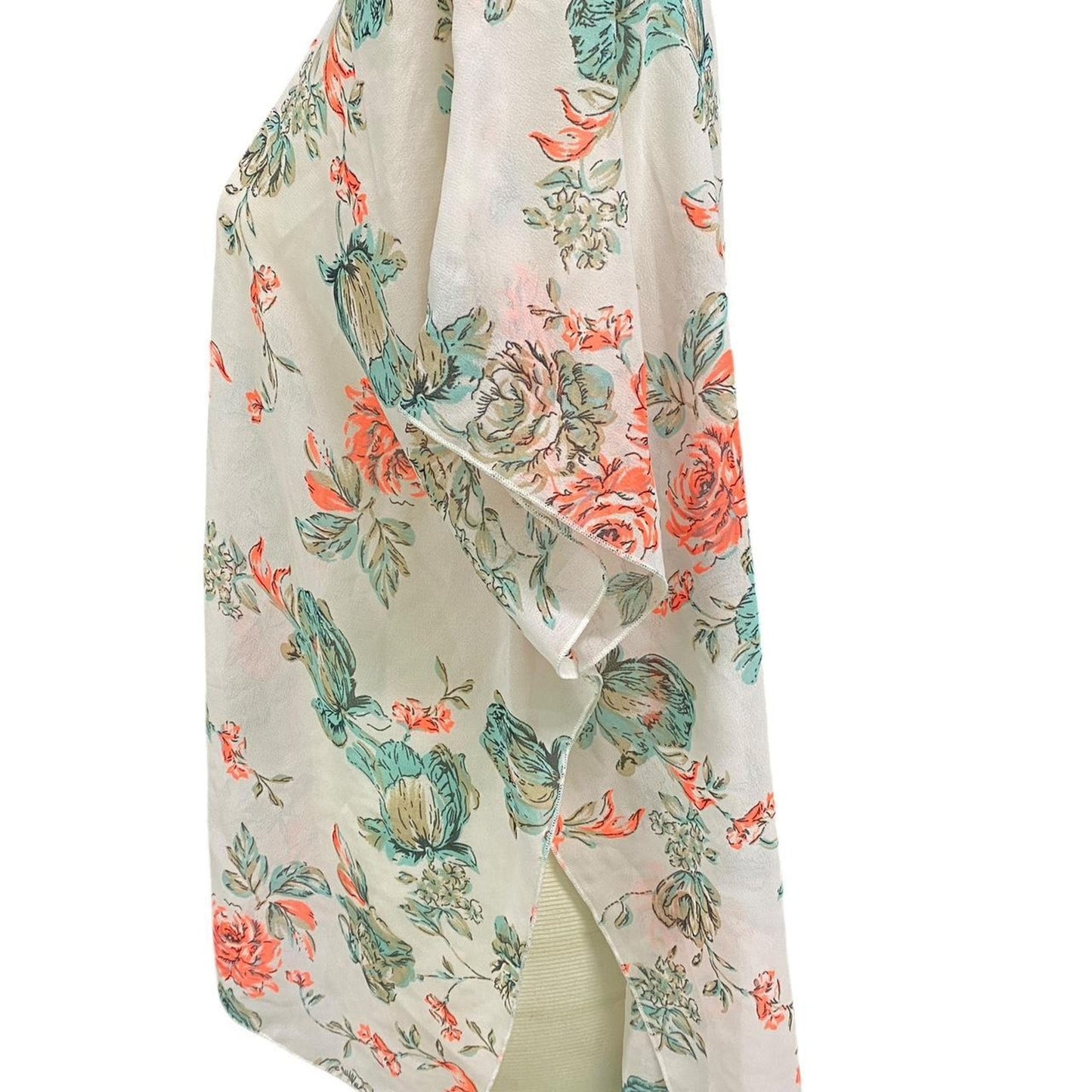 White and pink floral kimono