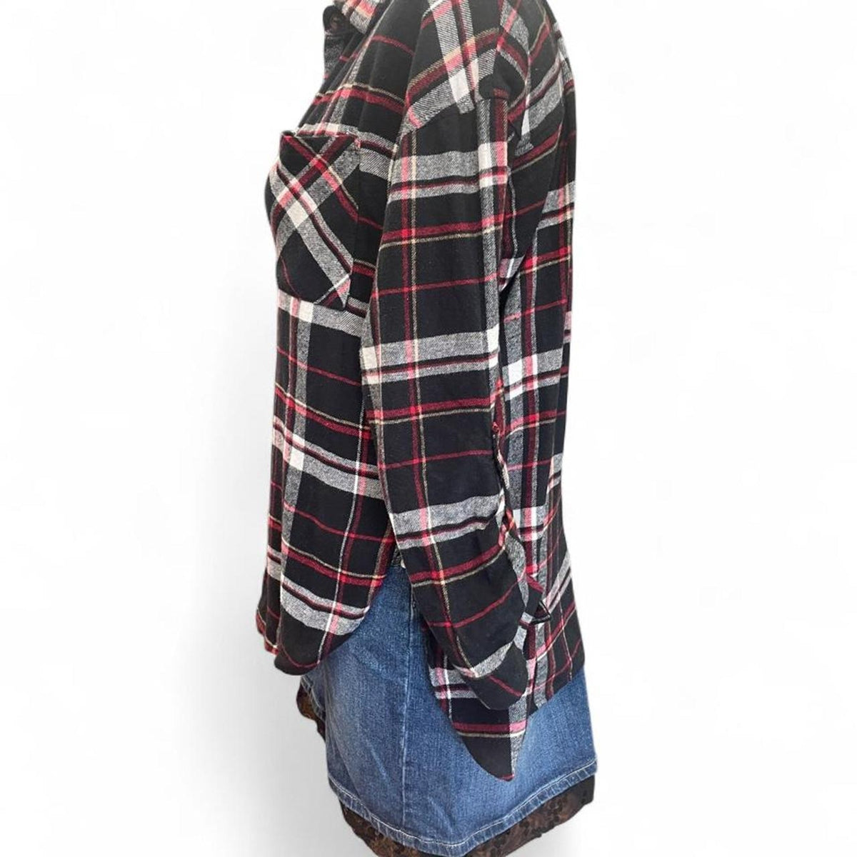 Black red and white plaid shirt