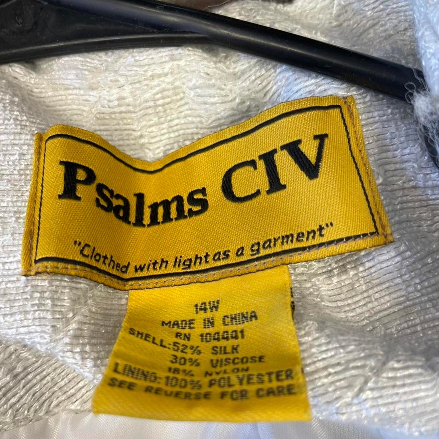 Psalms civ white silk jacket