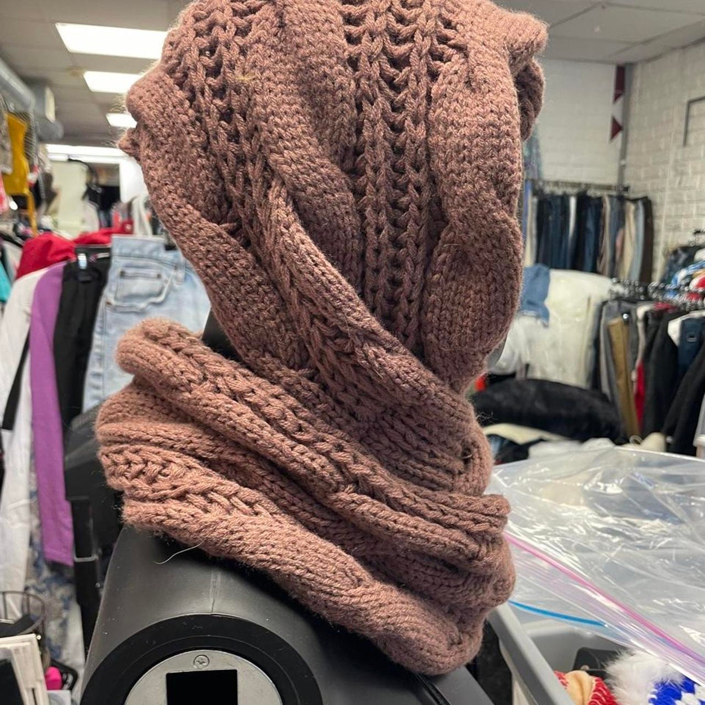 Brown knit hooded scarf knitwear