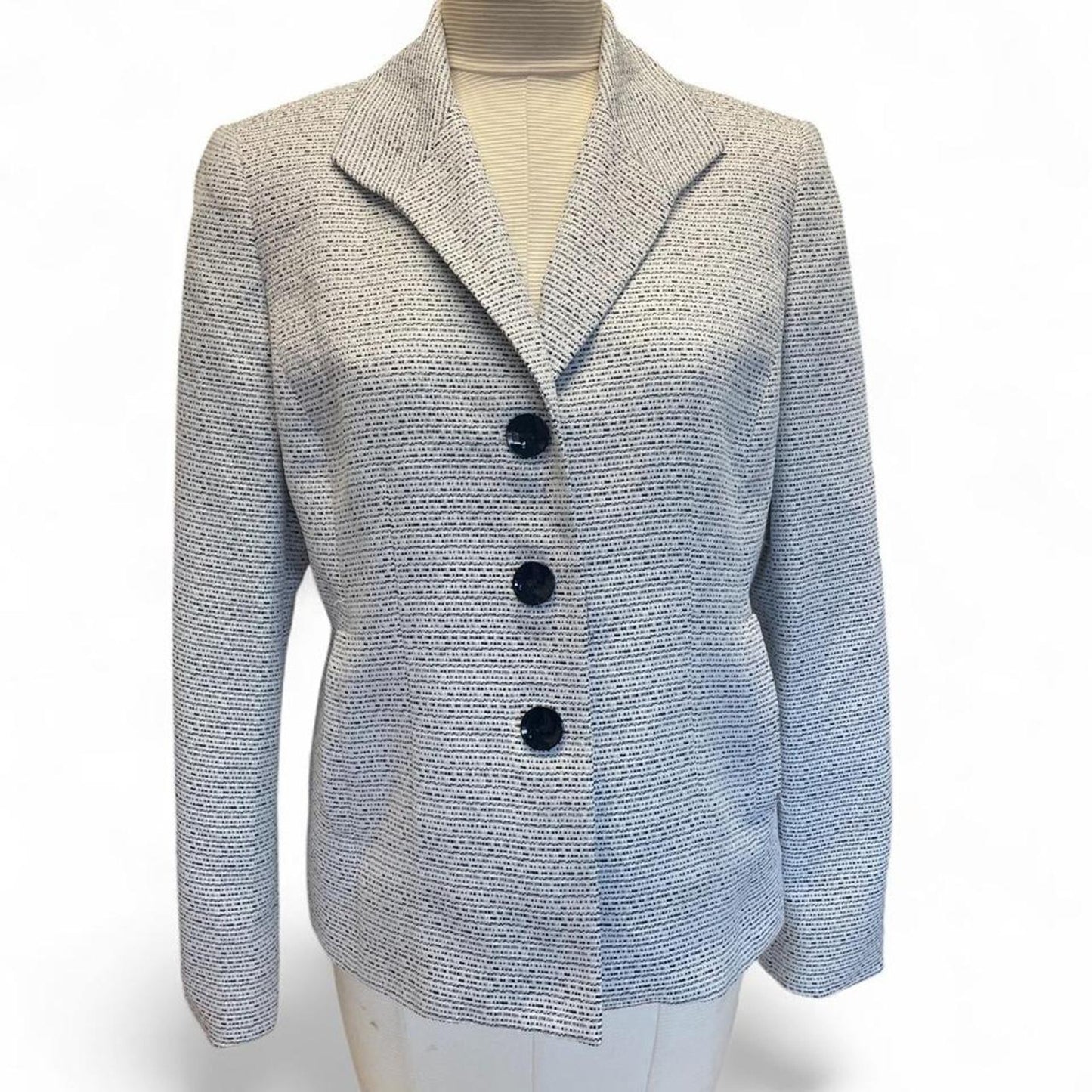 Kasper blue white blazer
