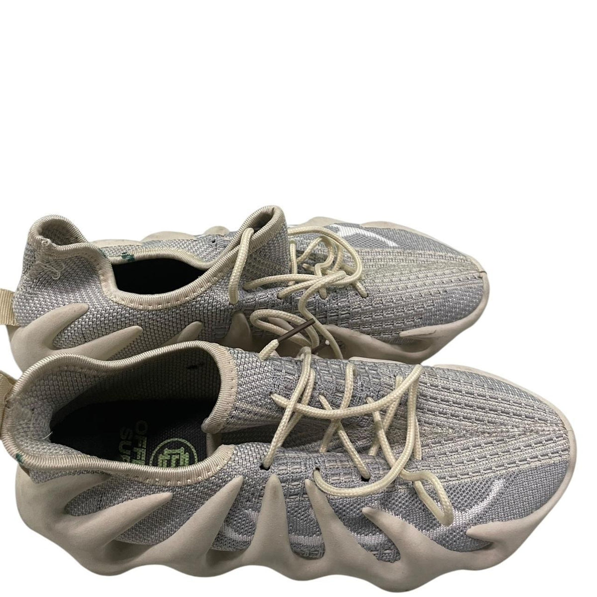 Mens size 7 sneakers