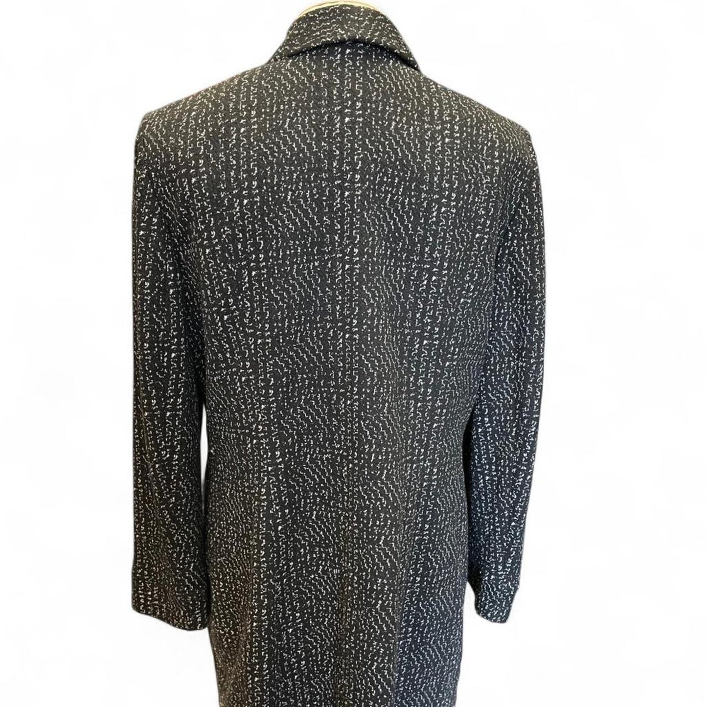 Kasper black and white blazer
