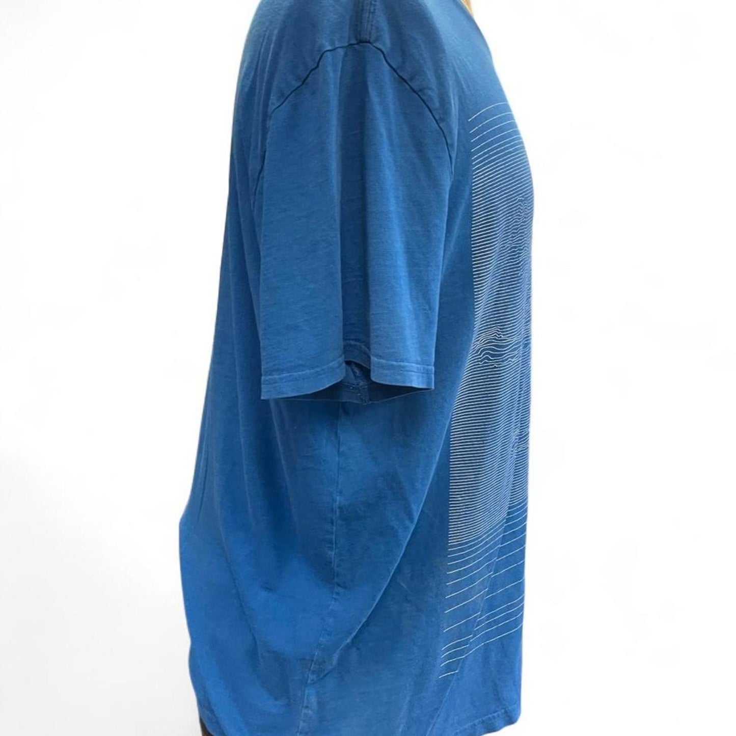 Express blue striped tee