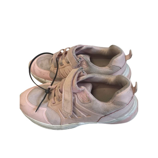 Kids sneakers pink