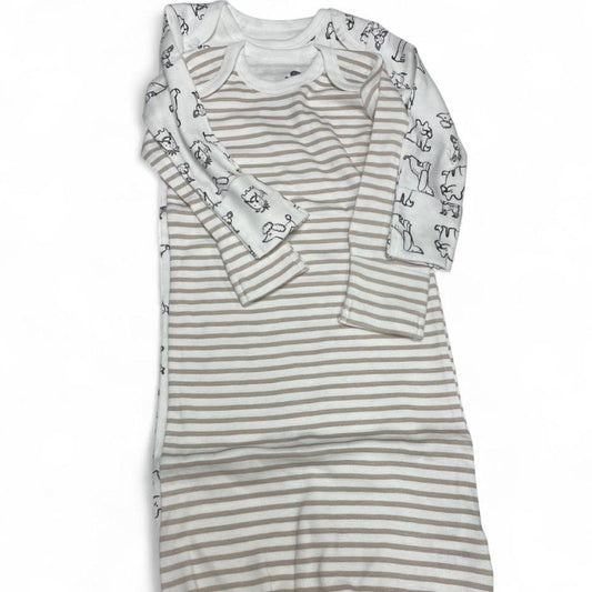 2 small story baby bodysuit