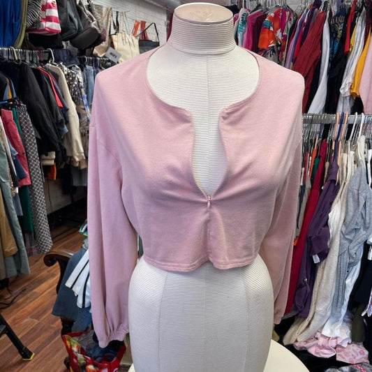 Pink long sleeve crop top