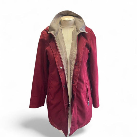 Fleet street burgundy raincoat with