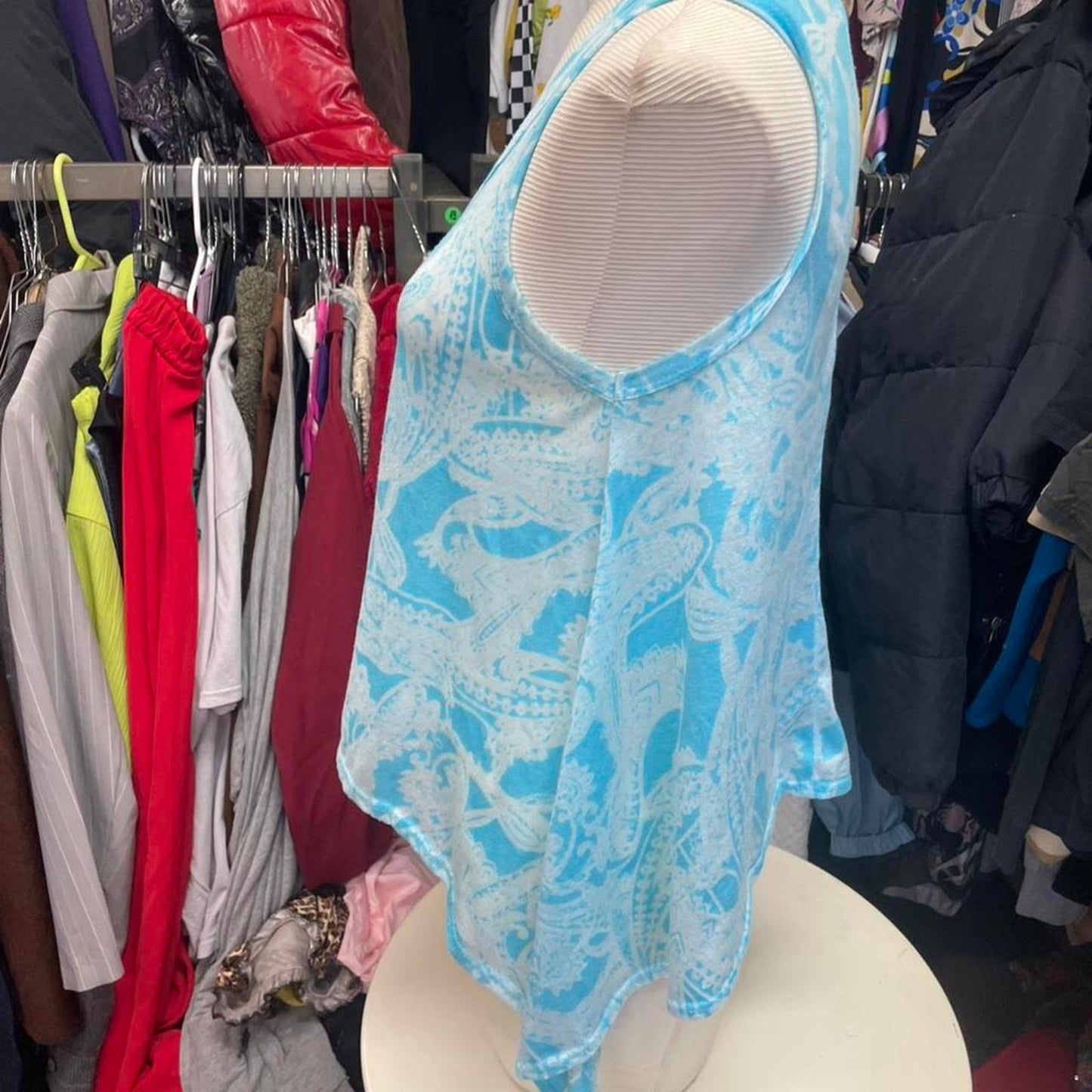 Blue white paisley print