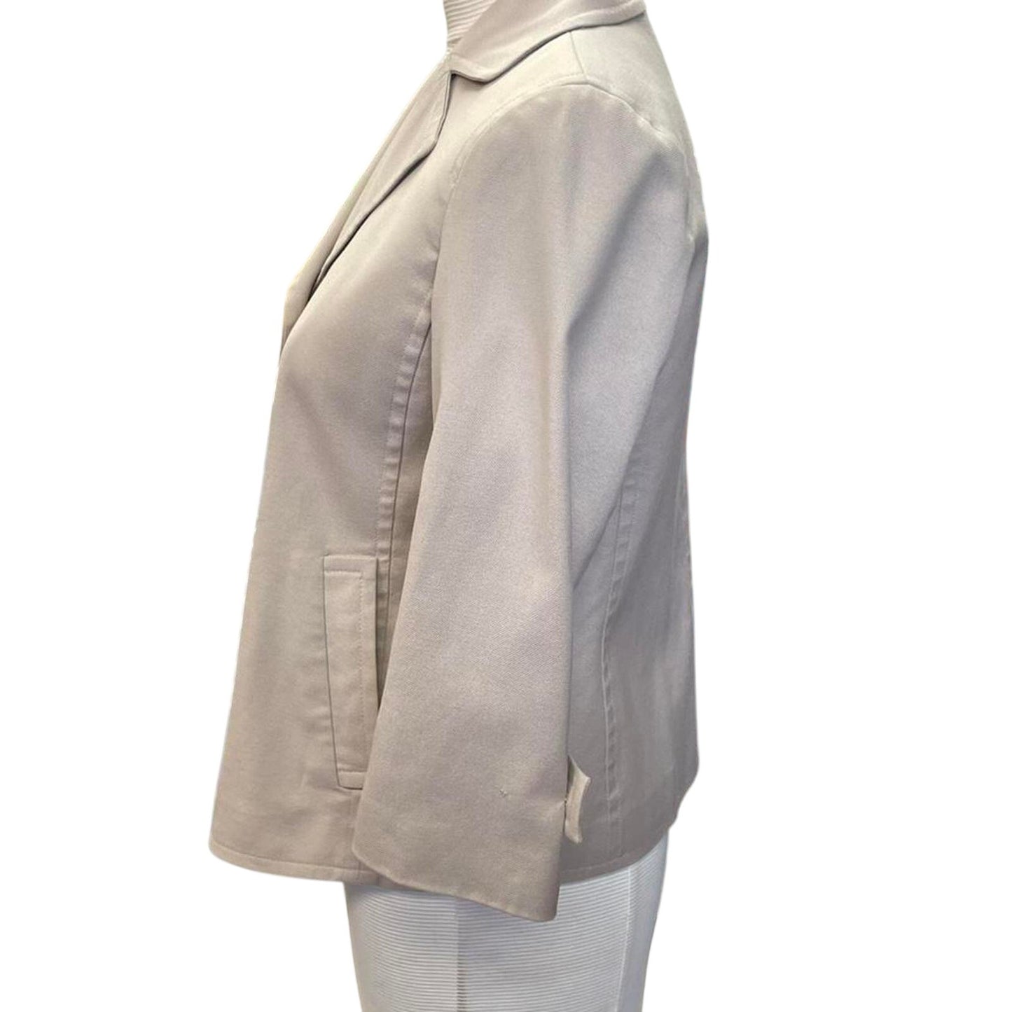 Talbots cream blazer with pockets