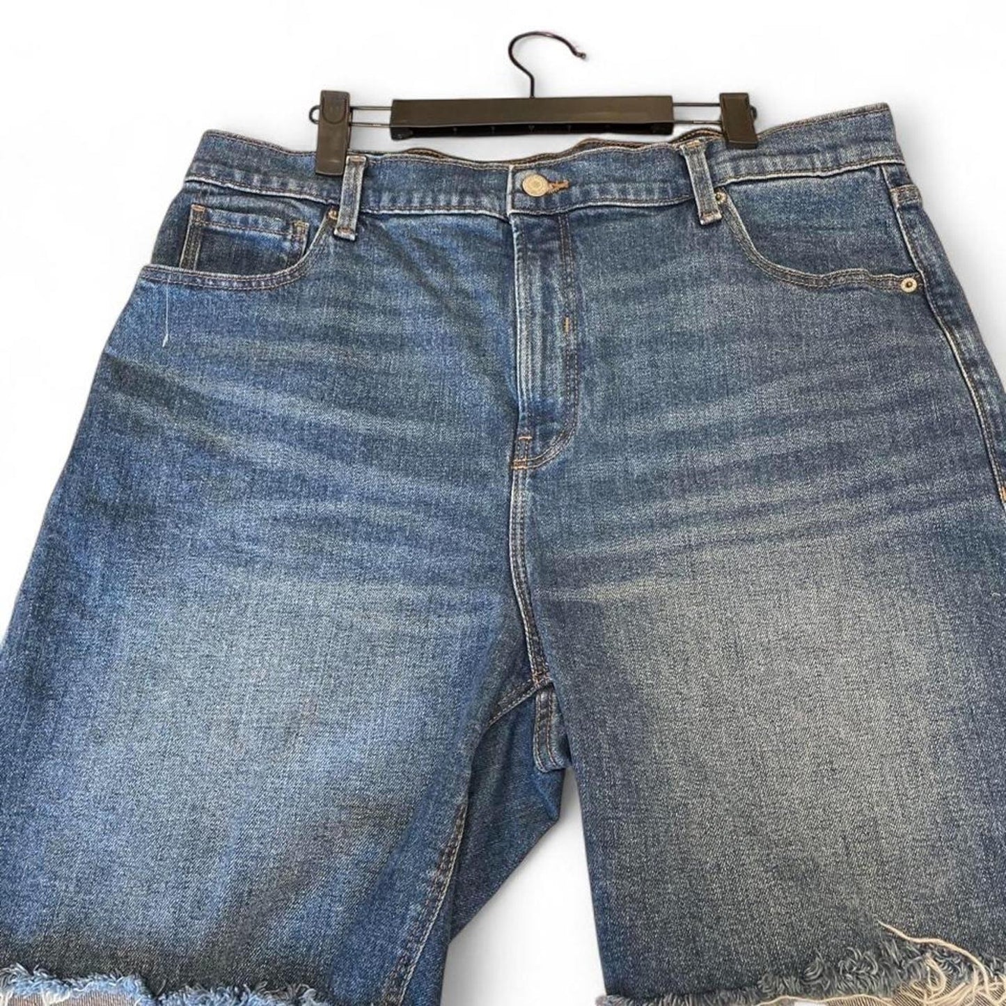 High waisted blue denim shorts with