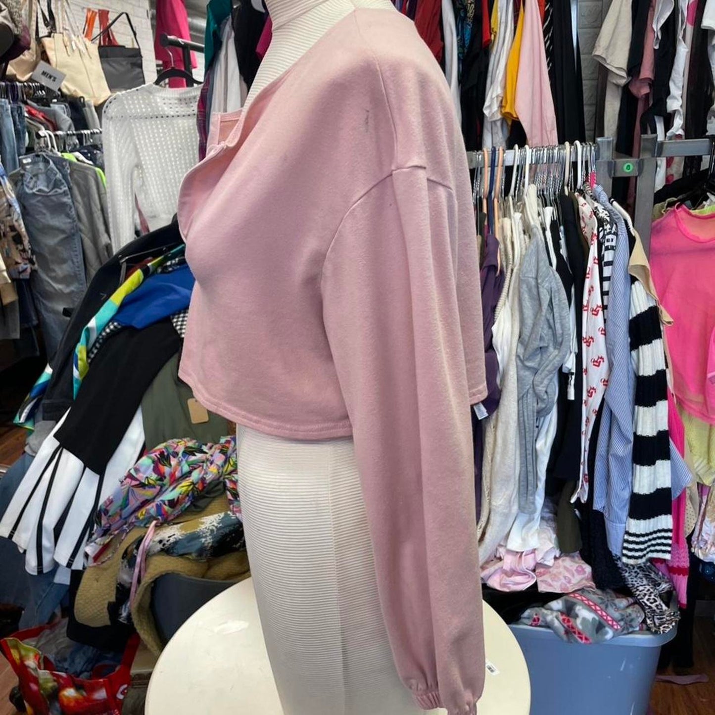 Pink long sleeve crop top