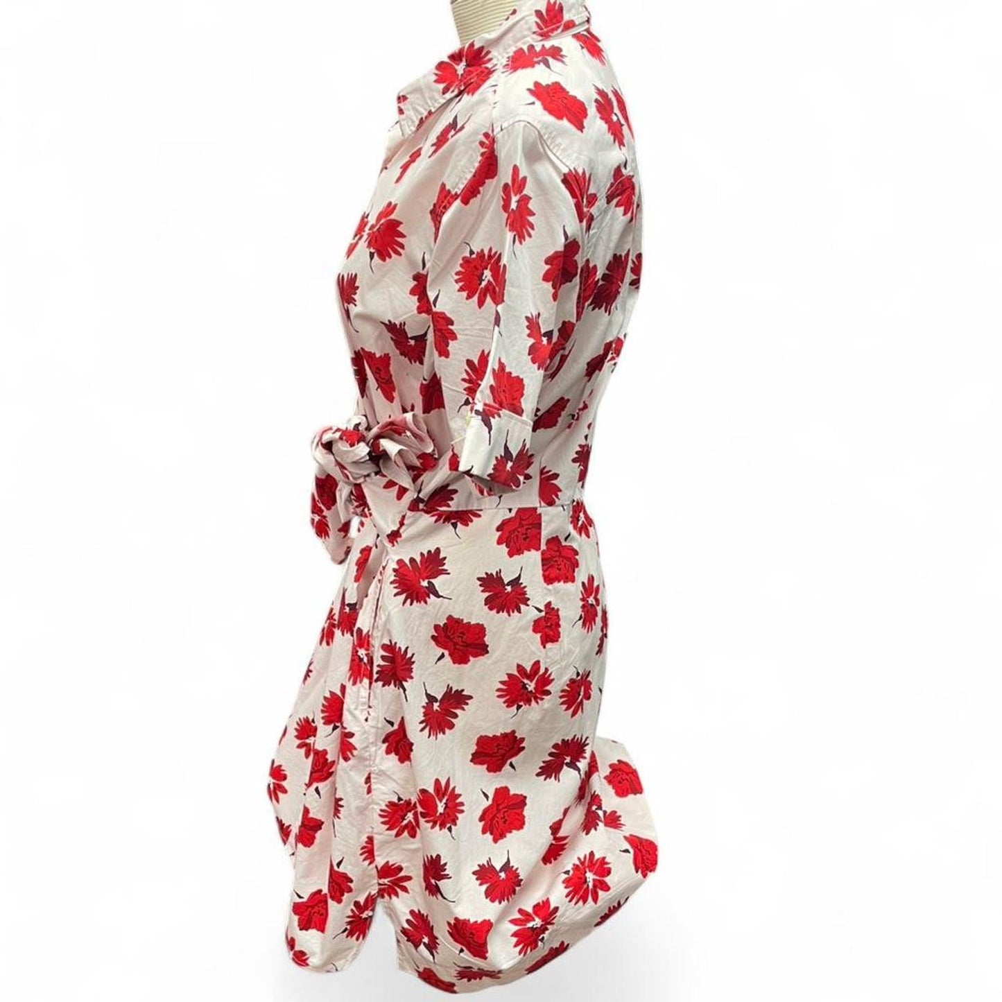 Free assembly red floral button
