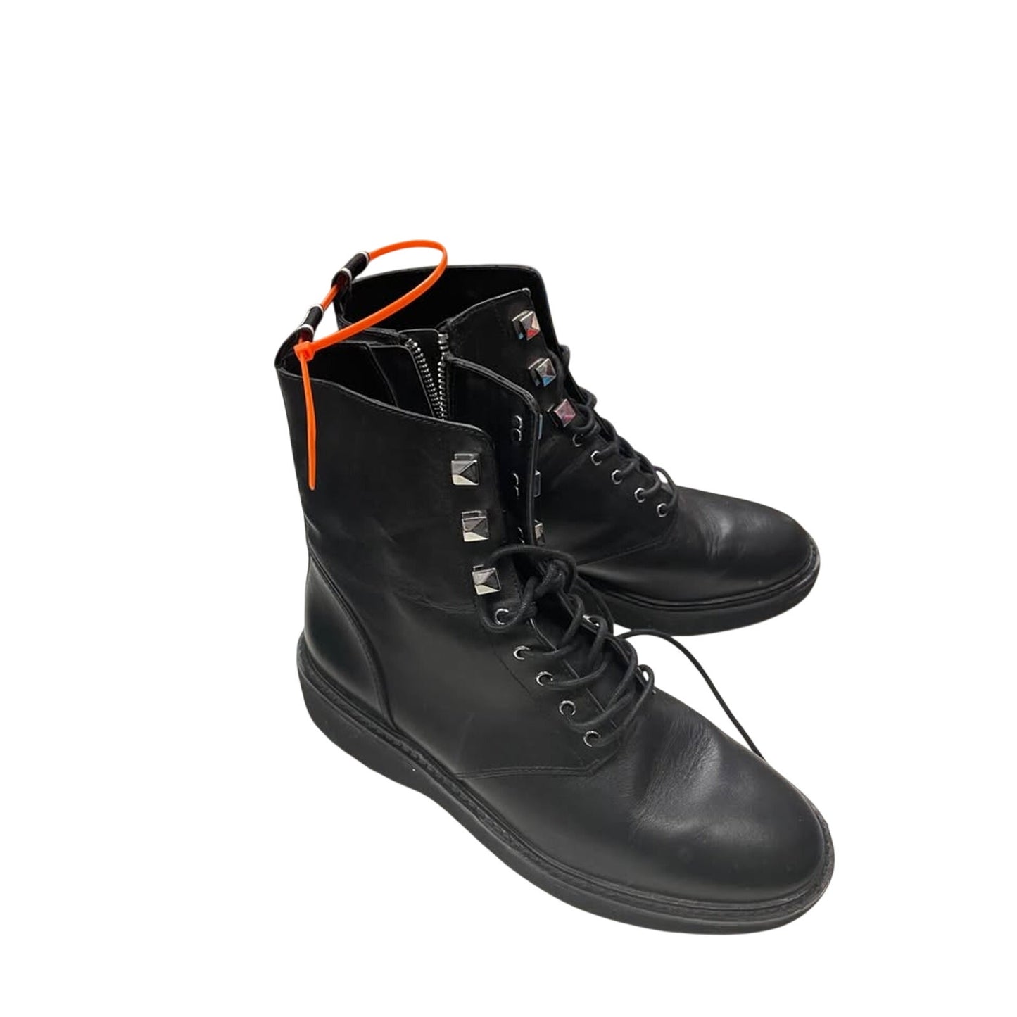 Women’s boot size 8