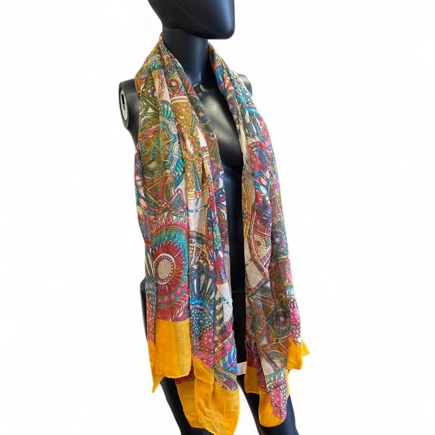 Multicoloured scarf with a boho