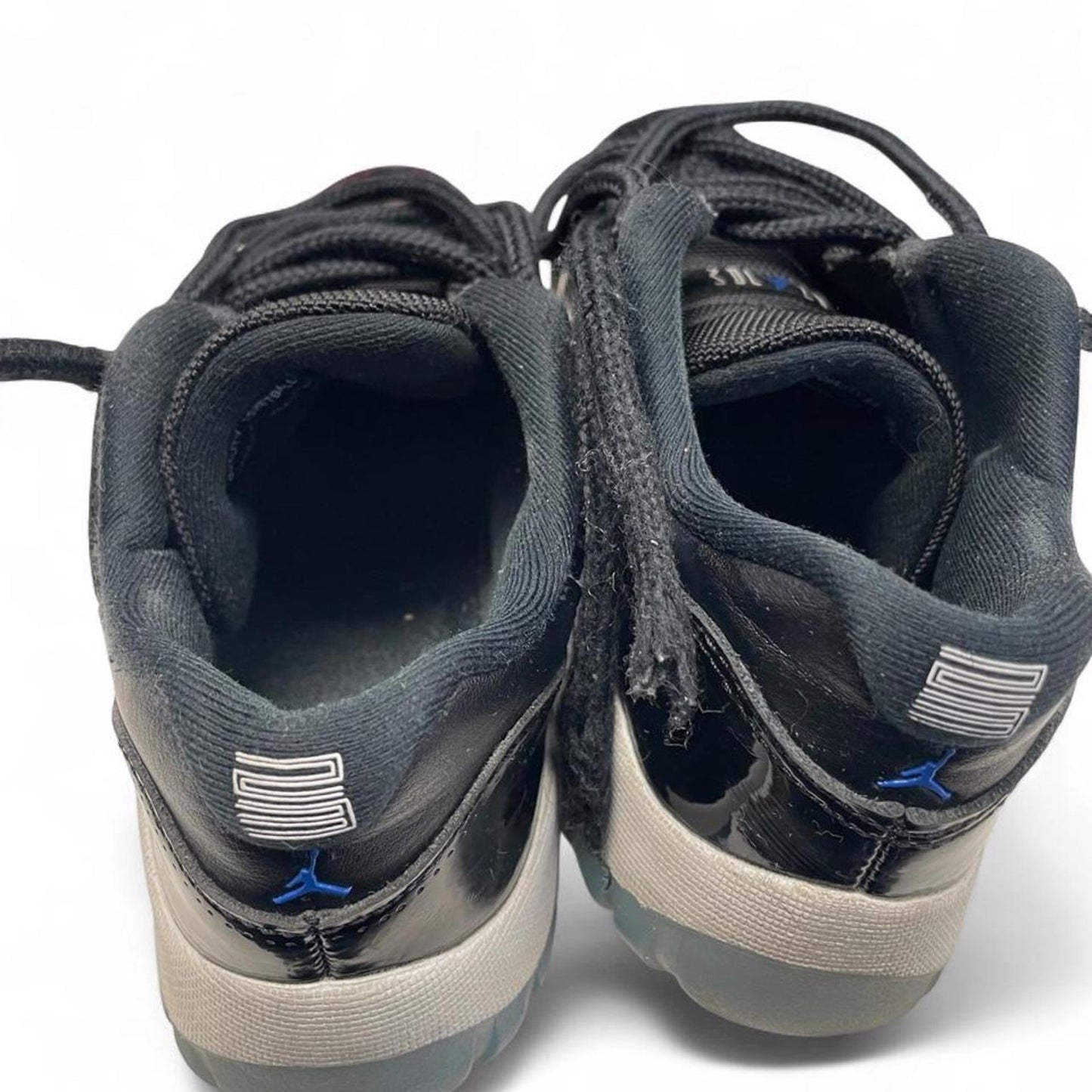 Jordan 11 retro cool gray
