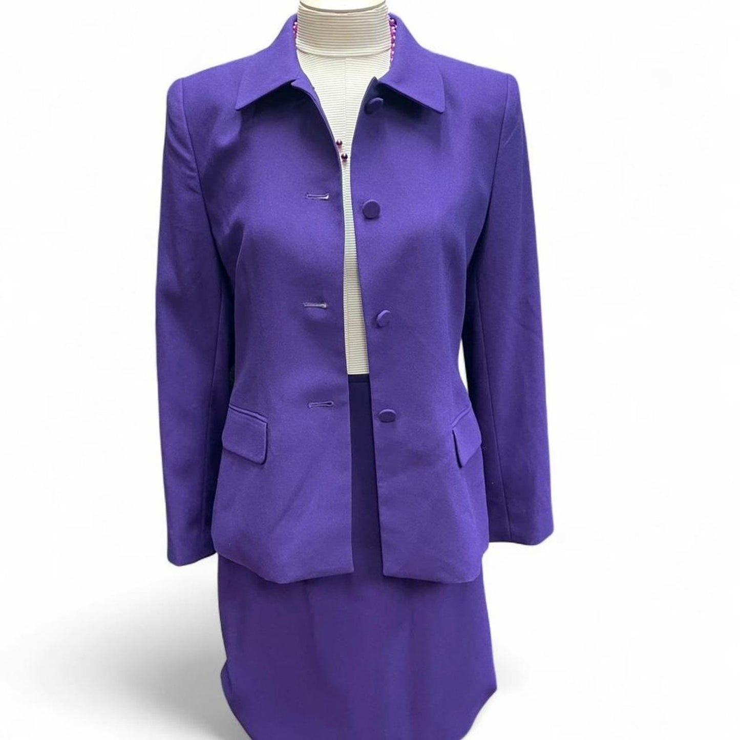 Purple 2 piece suit with