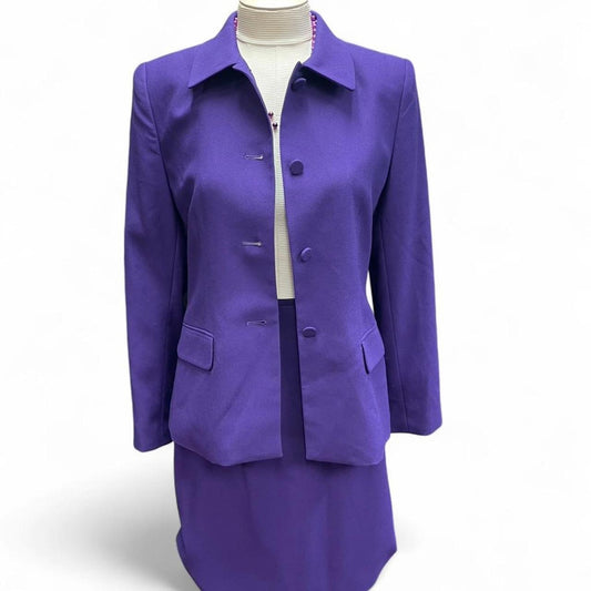 Purple 2 piece suit with