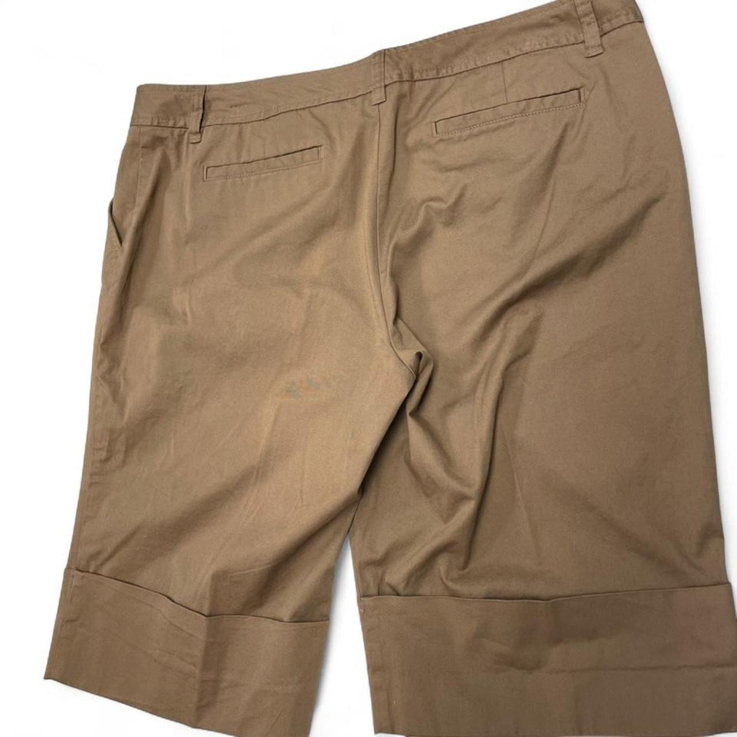 Gap tan chino shorts