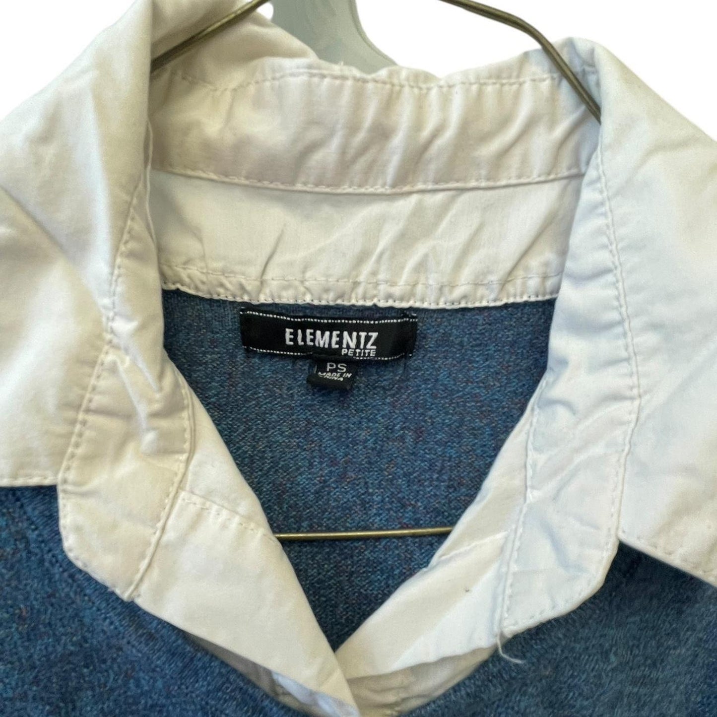 Blue and cream element collared
