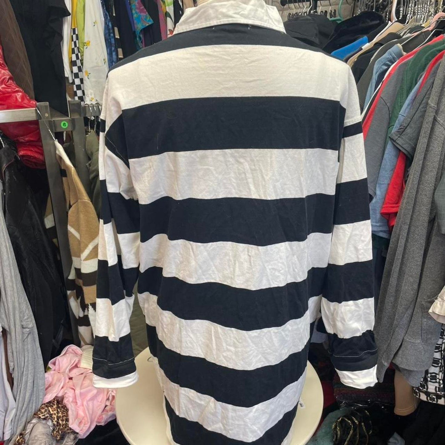 Forever 21 black and white